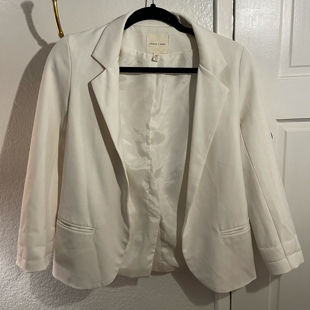 Sexy fit white blazer. Business attire.